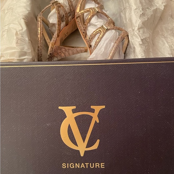 VC Signature Metallic Bronze Strappy Sandals - Picture 4 of 7